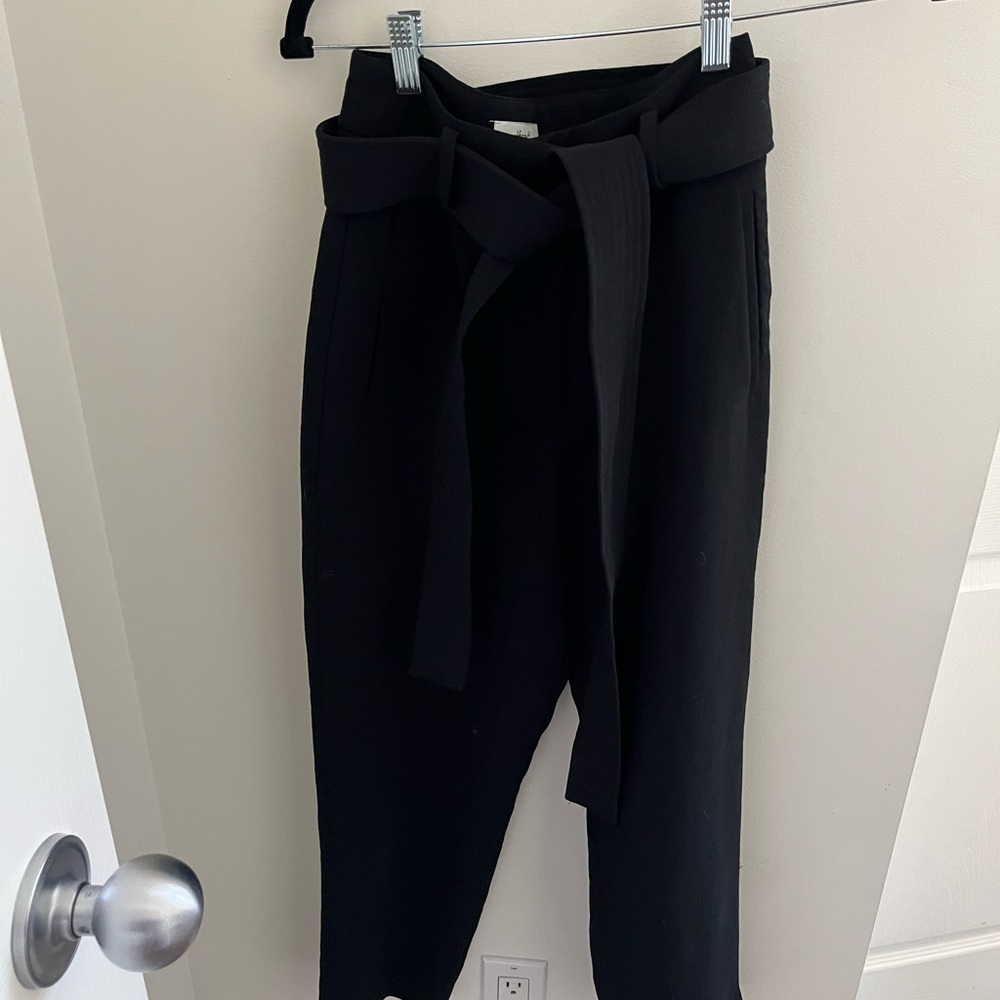 Wilfred Jallade Black Tie-Waist Cropped Pants